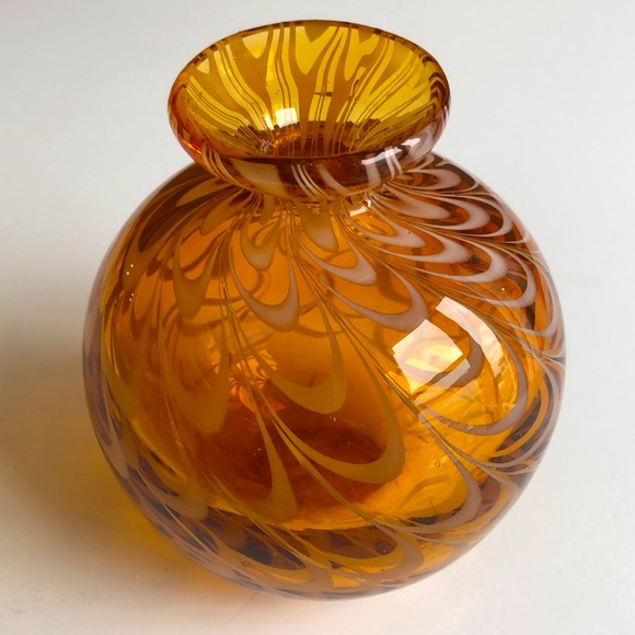 Optic Art Glass Handblown Globe Vase Amber White Swirl - Picture 5 of 6
